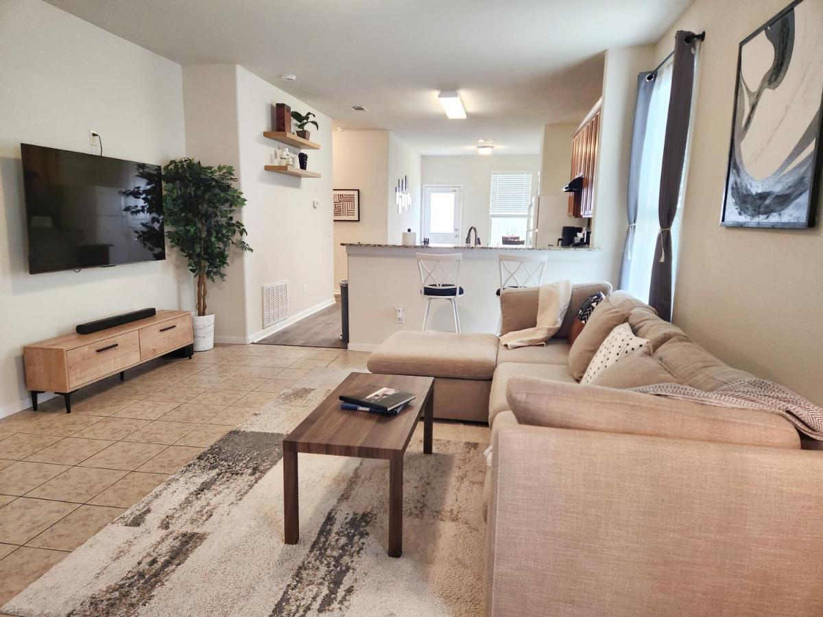 4 Bedroom Home Near Downtown Med Center Nrg Stadium Pearland Skyview Long By Ion Rentals Houston Exterior foto